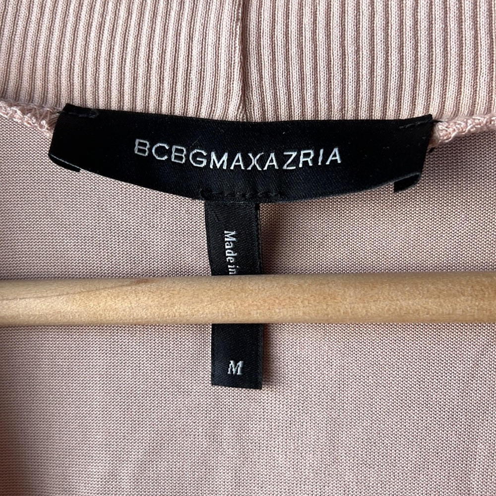 BCBGMAXAZRIA Pink Wrap Top Size Medium - Picture 3 of 12